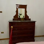 House Of Arcadia